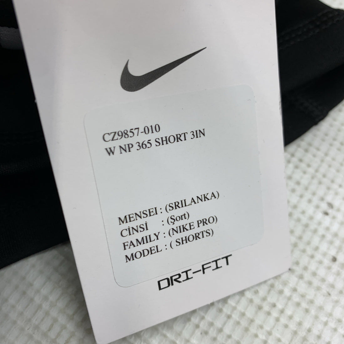 Nike Women's Pro 3" Tight Fit Training Shorts Mid Rise CZ9857-010 Size M Black