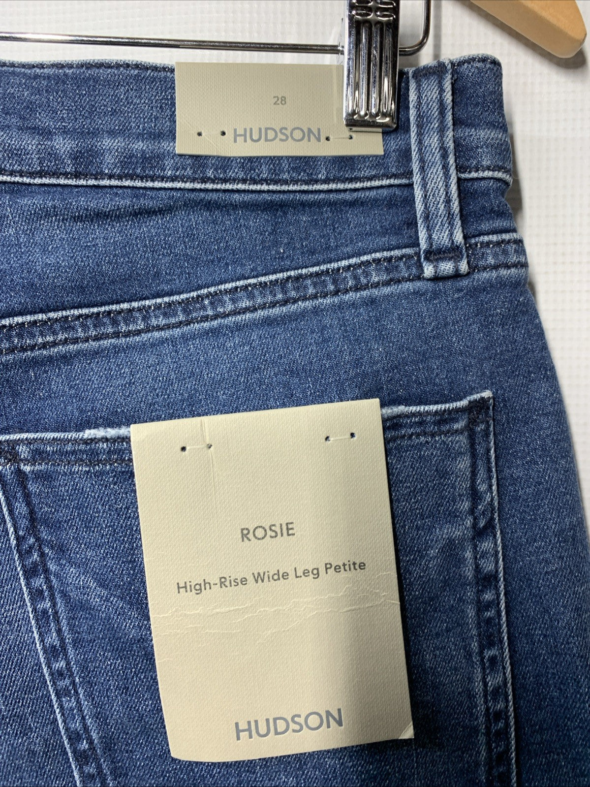Hudson Women's Rosie Dover High Rise Wide Leg Petite Jean Pants w/Pocket Size 28