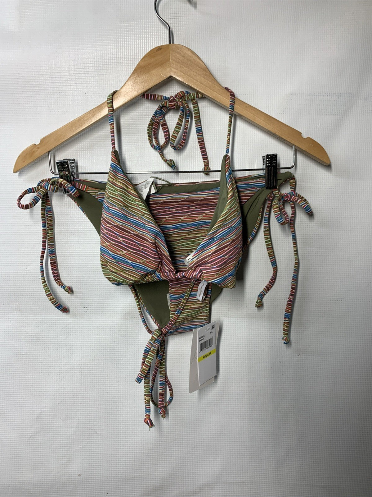 Becca Women's Free Spirit Triangle Top and Tie Side Bottom Bikini Set Medium