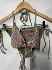 Becca Women's Free Spirit Triangle Top and Tie Side Bottom Bikini Set Medium