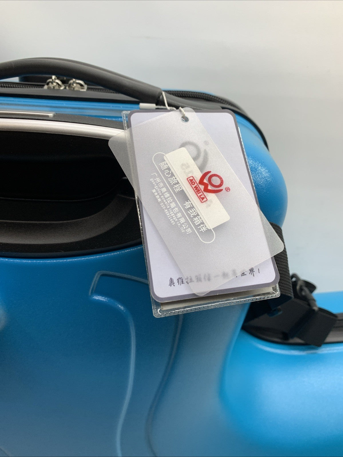 AO WEI LA OW Toddler Luggage Ride On Suitcase for Kids with 4 Spinner Wheels