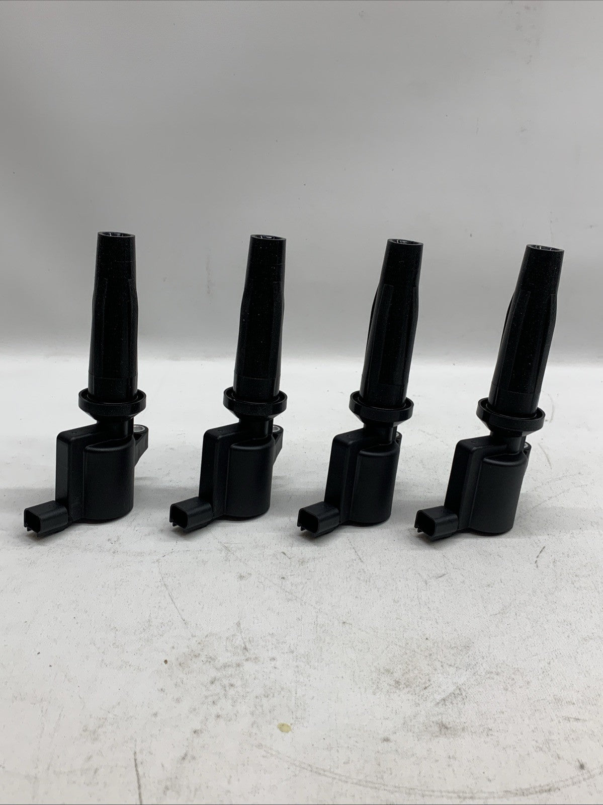 Ignition Coil for Ford Focus 2.0 2.3 2003-2011, Escape 2005-2008 2.3L, Transit