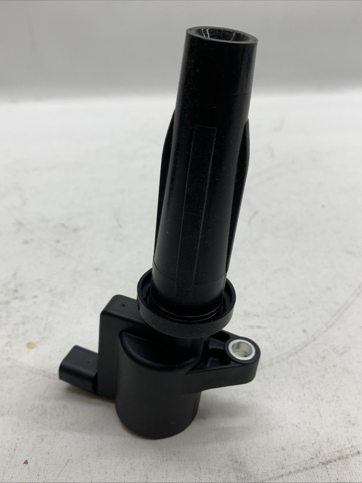 Ignition Coil for Ford Focus 2.0 2.3 2003-2011, Escape 2005-2008 2.3L, Transit