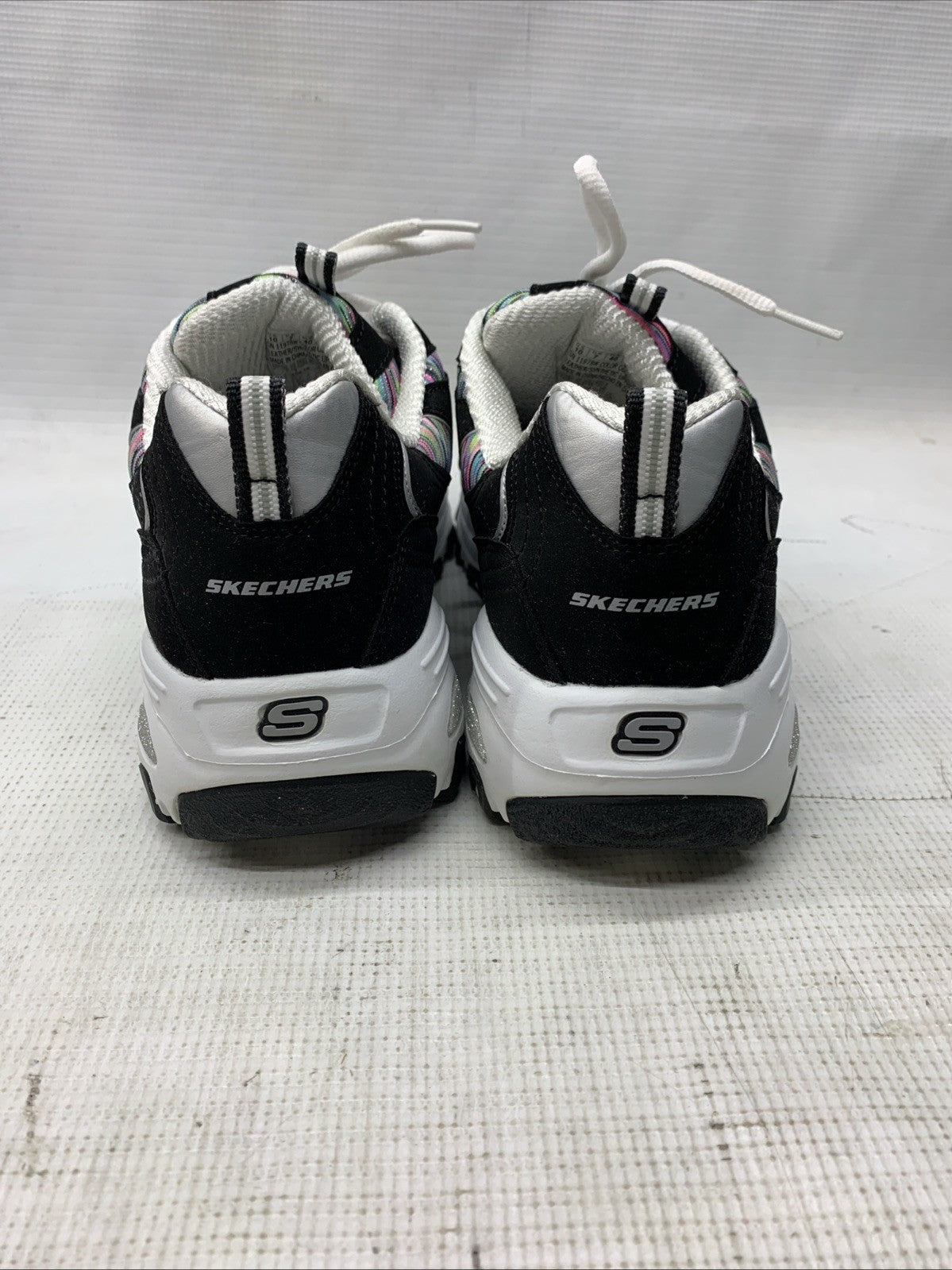 Skechers Women's D'Lites Interlude Memory Foam Sneaker 11978W/BK Sz 10 Wide Fit