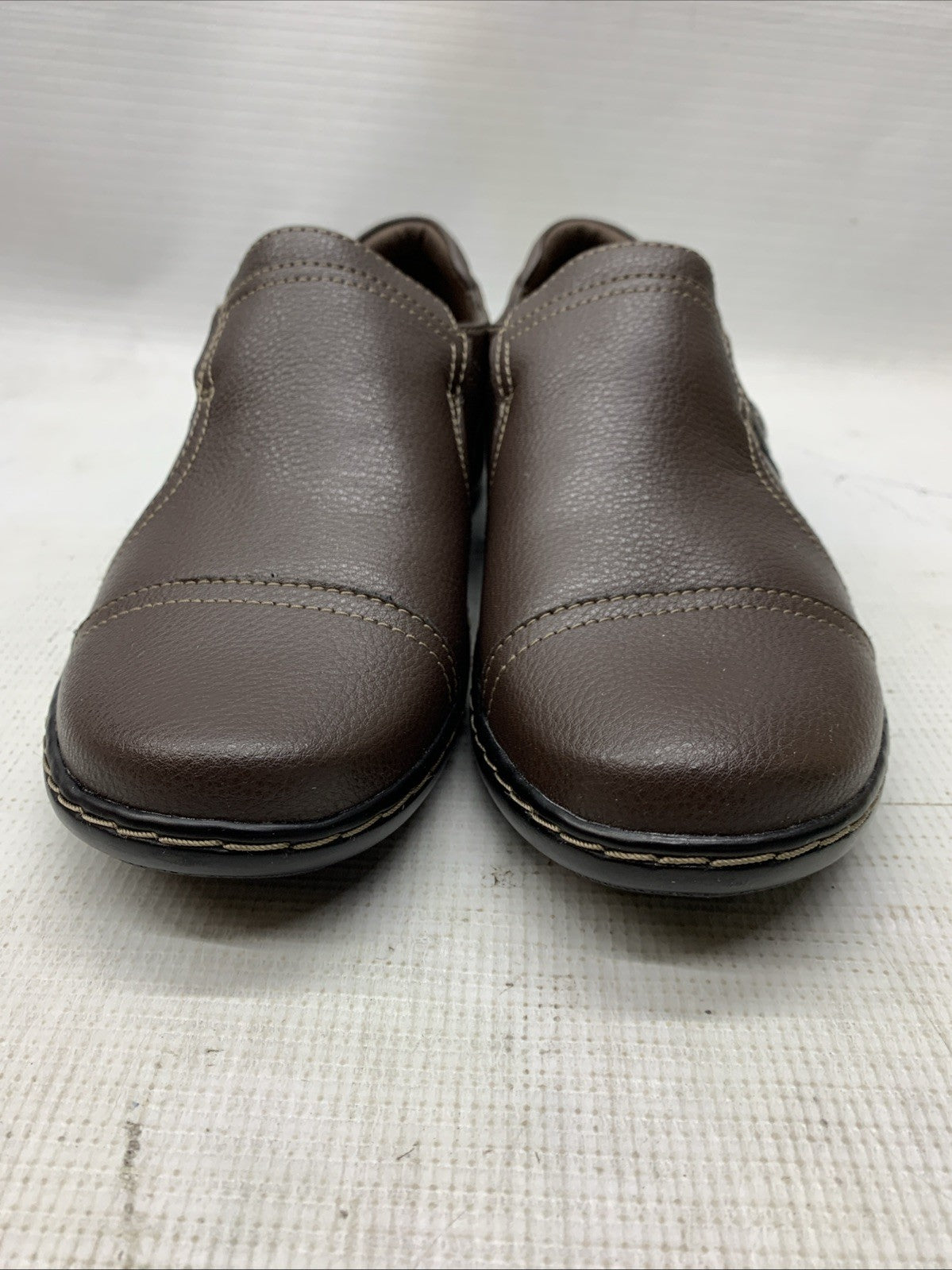 Women's Clarks Collection Cora Poppy Shoes Dark Brown Tumbled Pull-on Size 10