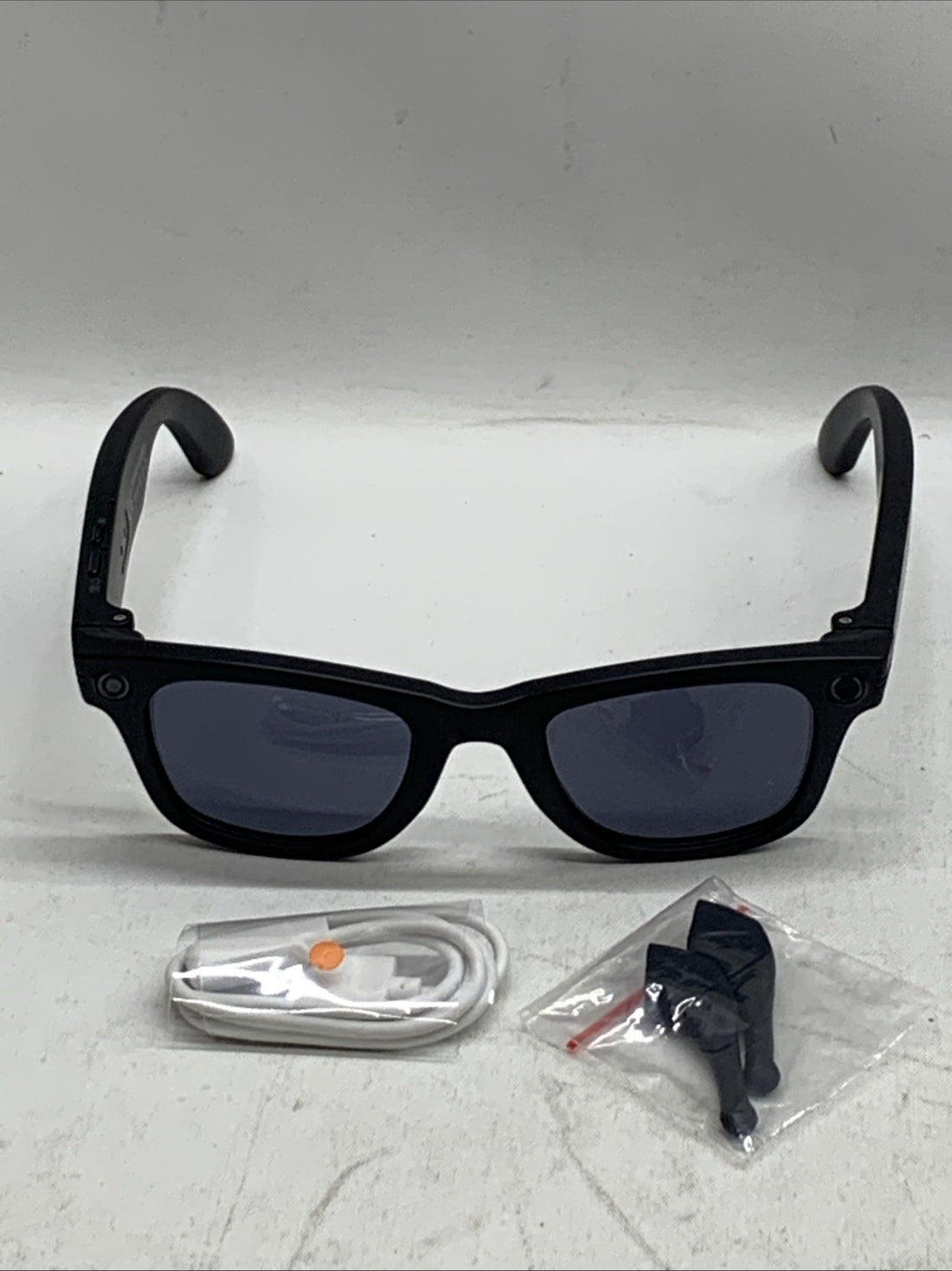 W610 Smart Glasses Black Frame Sunglasses Dual-mic Noise Cancellation w/Camera