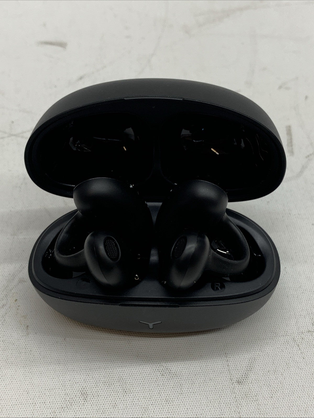 Sport And Leisure Headphones HM-20 Talk Time 8H, Play Time 12H Earphone Black