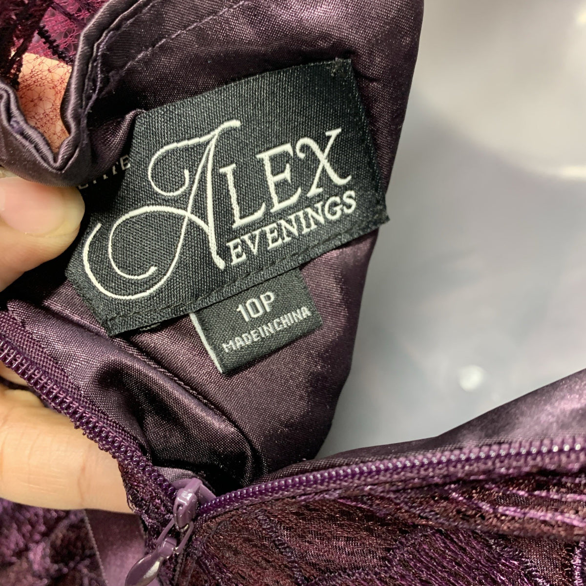 Alex Evenings Women's Tea Length Embroidered Cocktail Dress Wedding Guest 10P