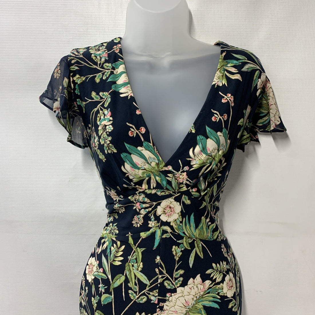 Tommy Hilfiger Women's Floral Flutter Sleeve V-Neck Ruffle Trim Dress, Size 8