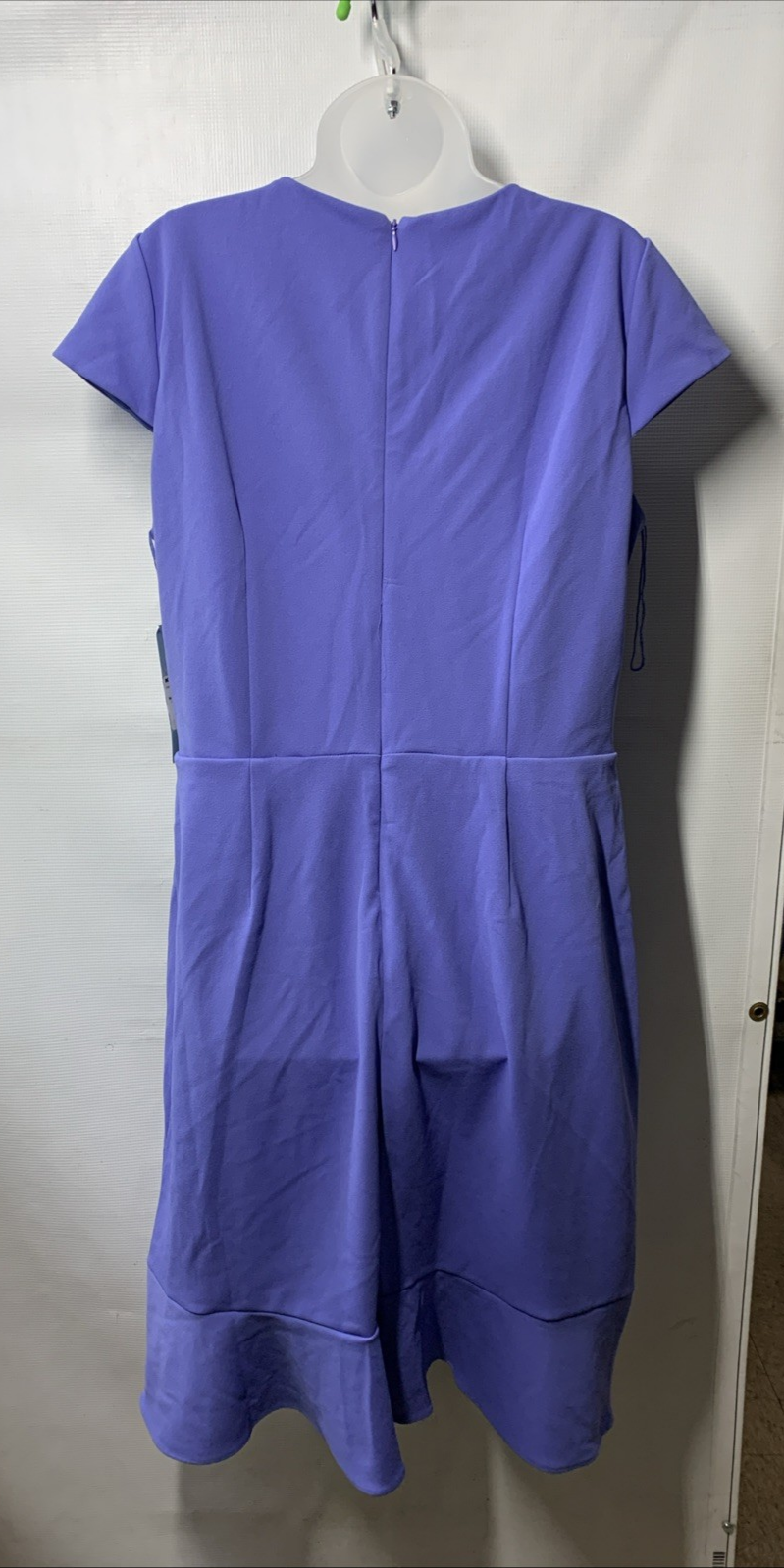 London Times Dress Feminine Ageless Surplice V Neck Wrap Ruffle Cap Sleeve 16