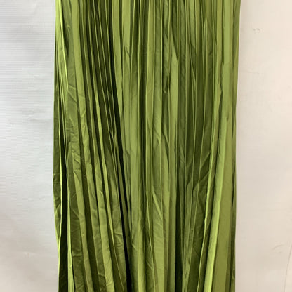 Petal & Pup Naira Pleated Satin Maxi Dress Palm Green Formal Wedding Size 8