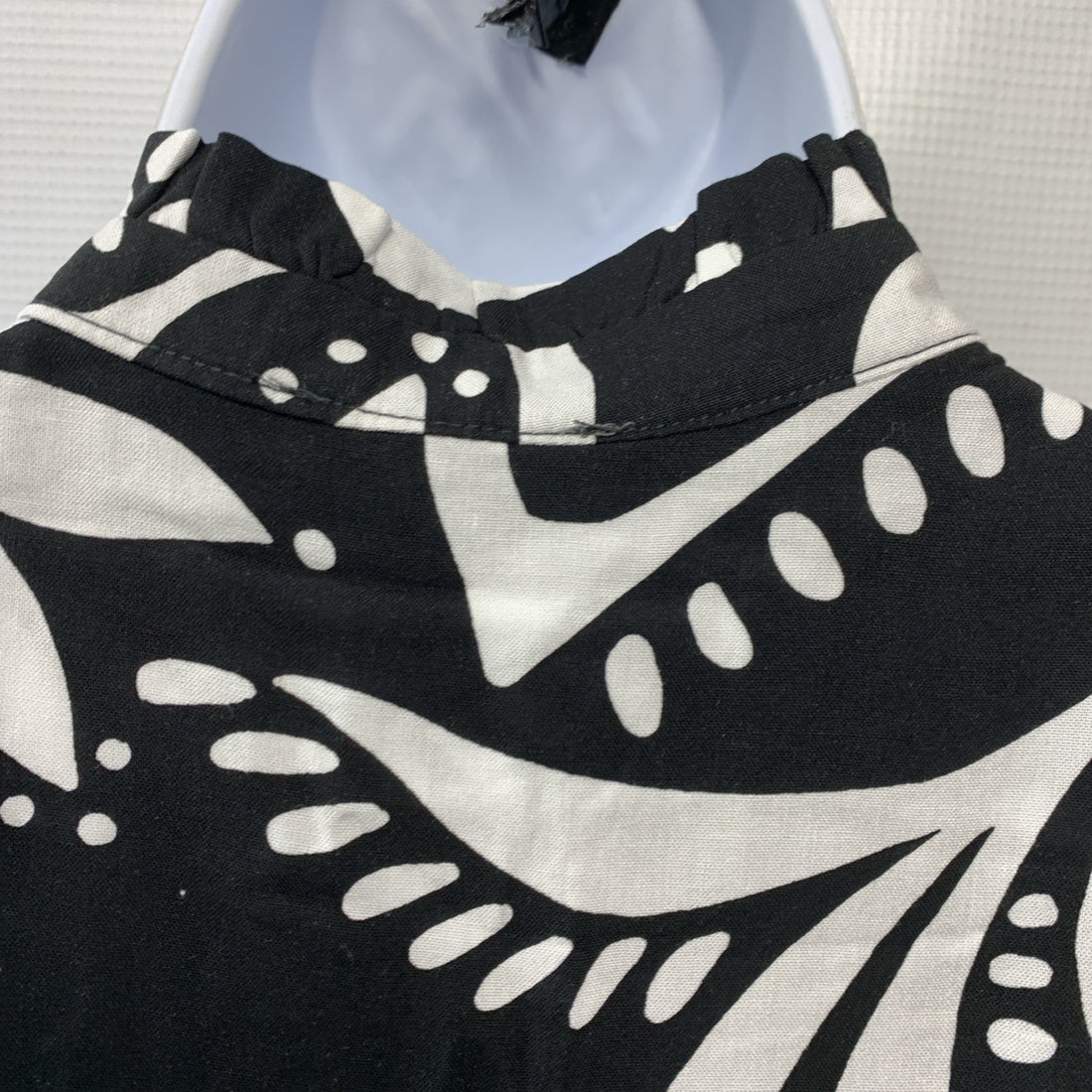 Vince Camuto Women's Sleeveless V-Neck Tiered Maxi Dress Rich Black Casual Large
