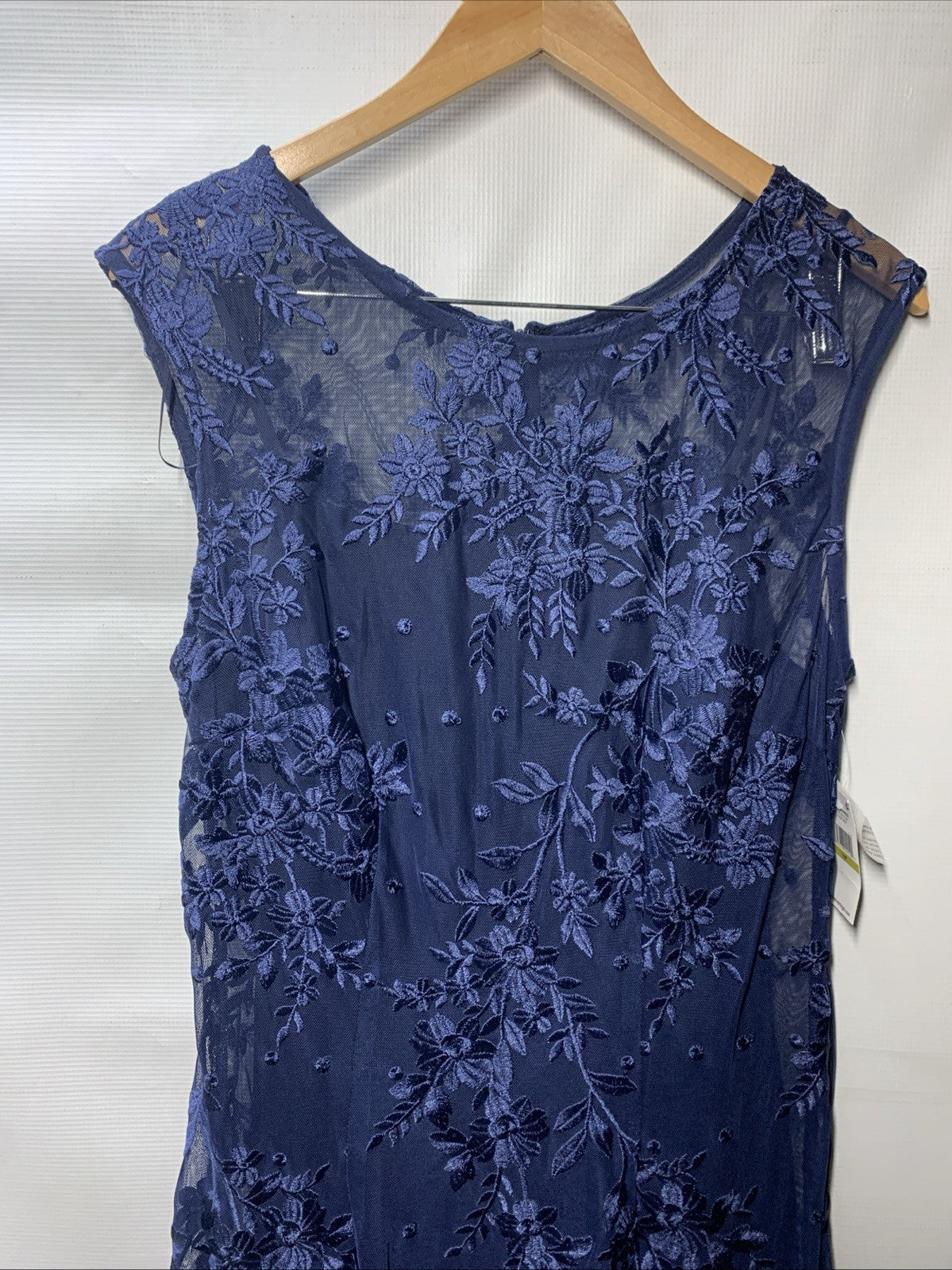 Alex Evenings Women's Dress Embroidered Detail Wedding Cocktail Party Size 14P