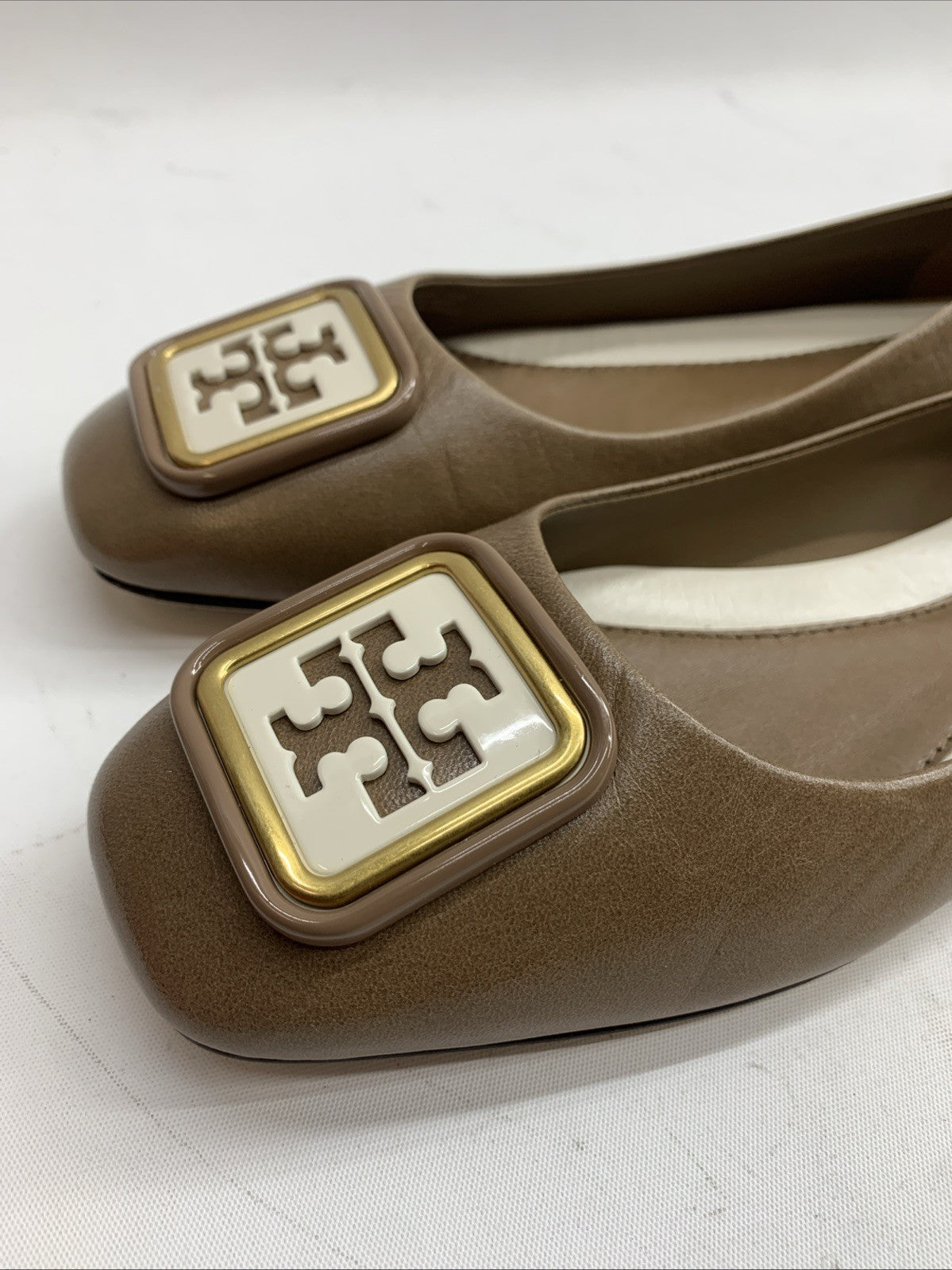 Tory BURCH Almond Flour 200 Georgia Ballet Goat Leather Size 6M Slip-on Shoes