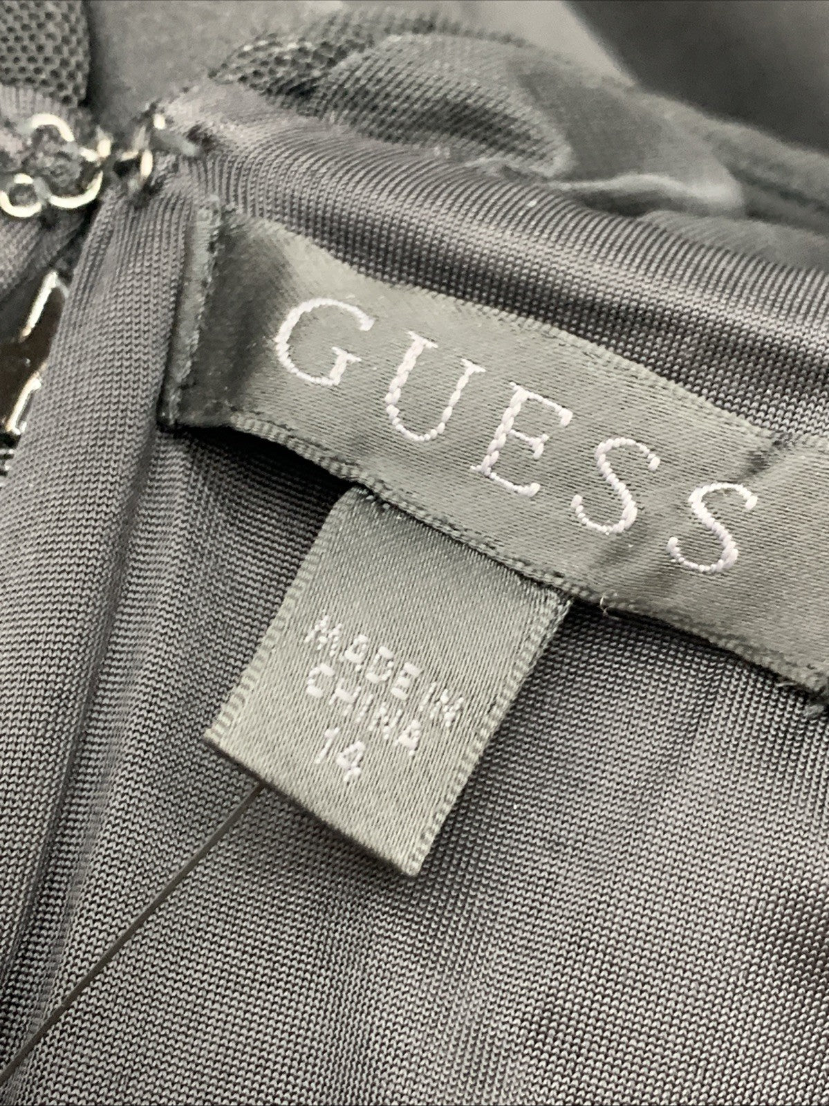 GUESS Women's Long Sleeve Clara Dress 14 Black Flattering  V-Neck V-back Shape