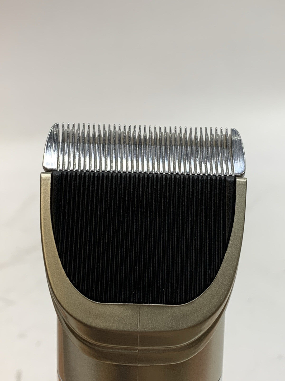 oneisall Dog Clippers Low Noise, 2-Speed Quiet Dog Grooming Kit Rechargeable