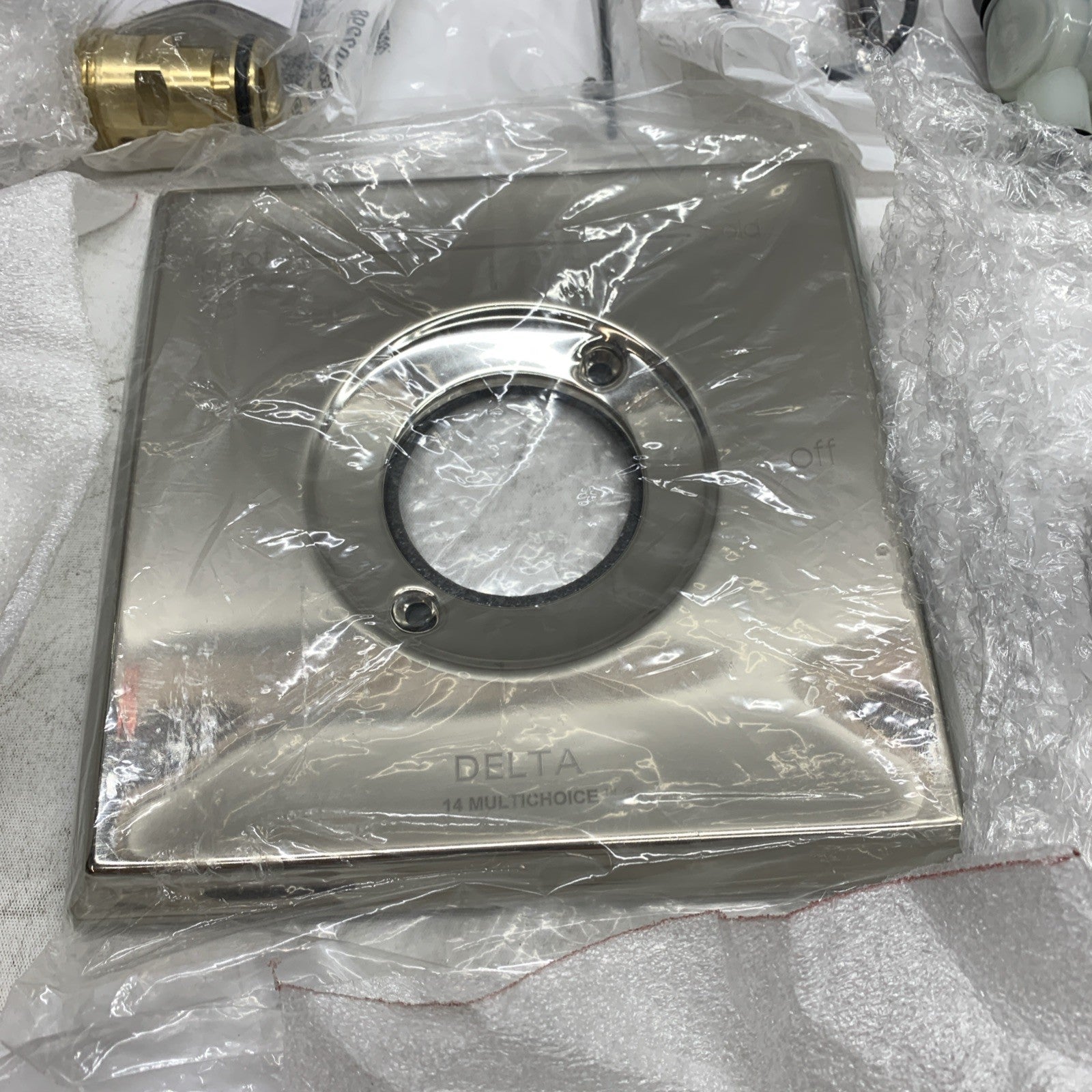 Delta Faucet Dryden 14 Series Single-Function Tub & Shower Trim Kit Single-Spray