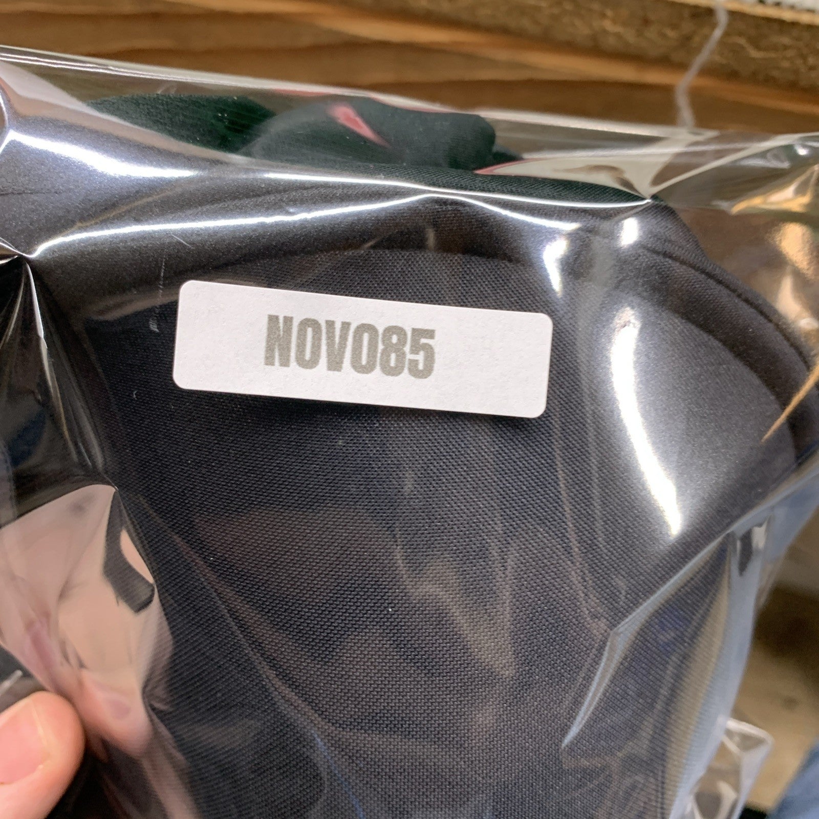 Maidenform Womens DM0066 DreamWire Push Up Bra Black Underwire Size 38B Seamless