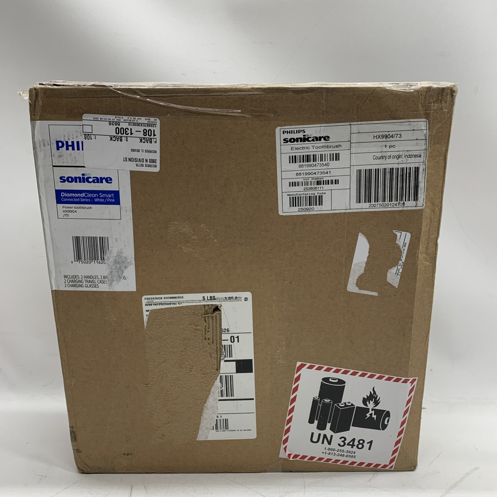 Philips Sonicare Diamond Clean White/ Pink Electric Toothbrush Read - NO HEAD