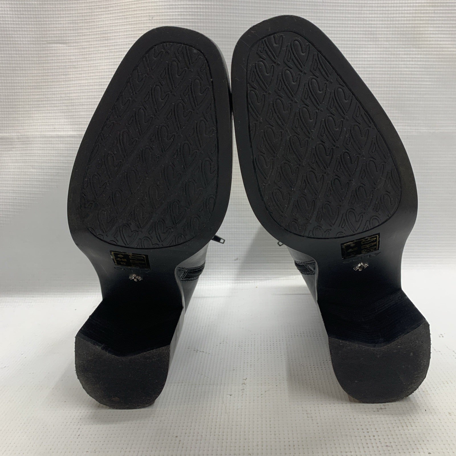 ALDO Womens Hay Ankle Boot Black Size 10 B HAY-001 001-043 Block Heel Almond Toe