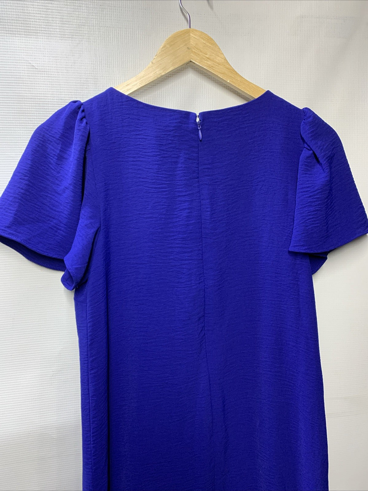 DKNY Shift Midi Dress Ruffle Short Flutter Sleeve Royal Blue SZ 2 Flowy DD1A759A