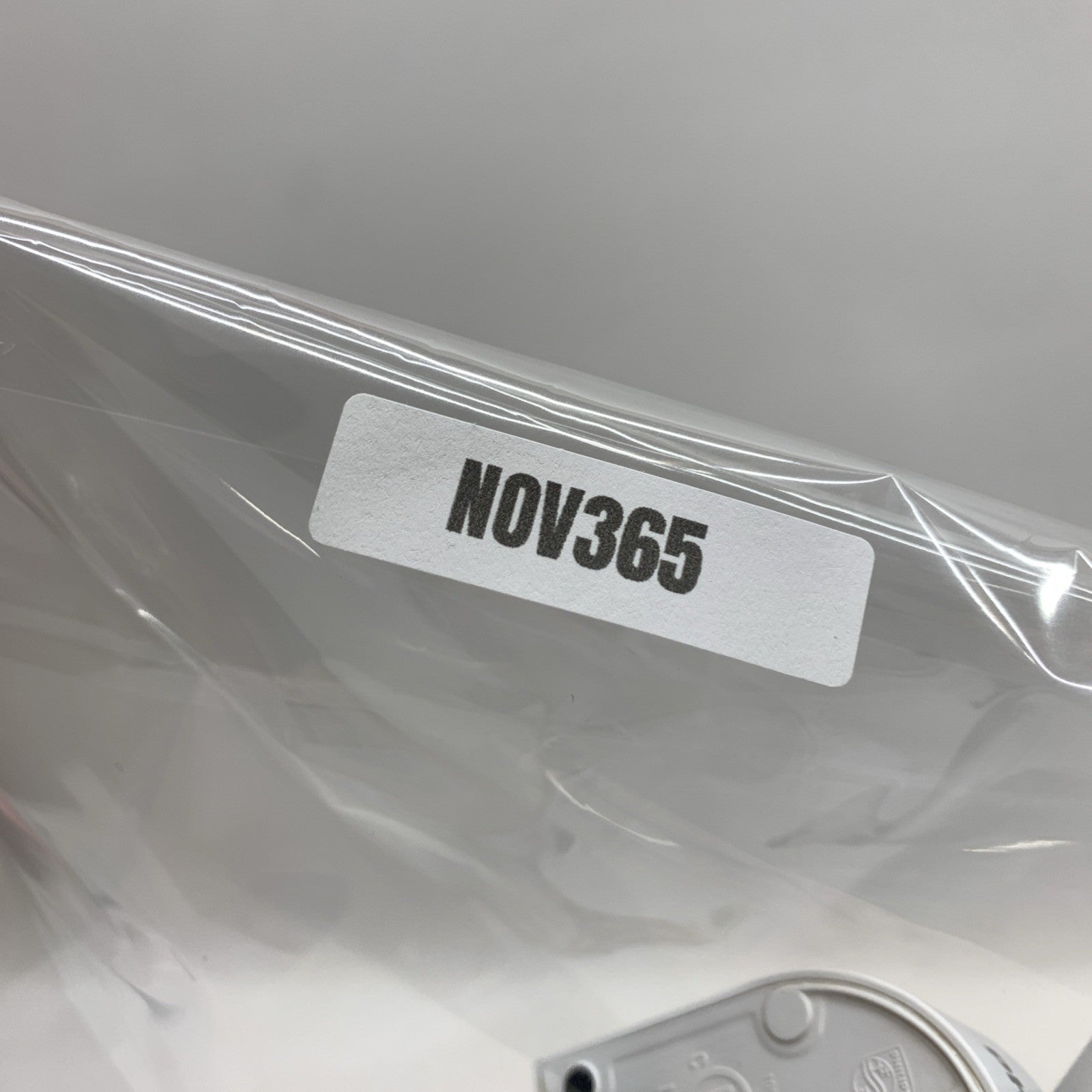 Philips Sonicare Protective Clean Electric Toothbrush Series HX686F - FOR PARTS