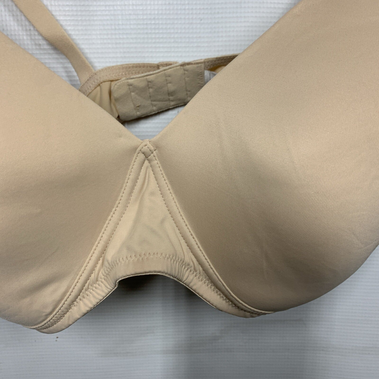 DELIMIRA Plus Size Seamless Lightly Lined Full Coverage T-Shirt Bra Sz 38F Beige
