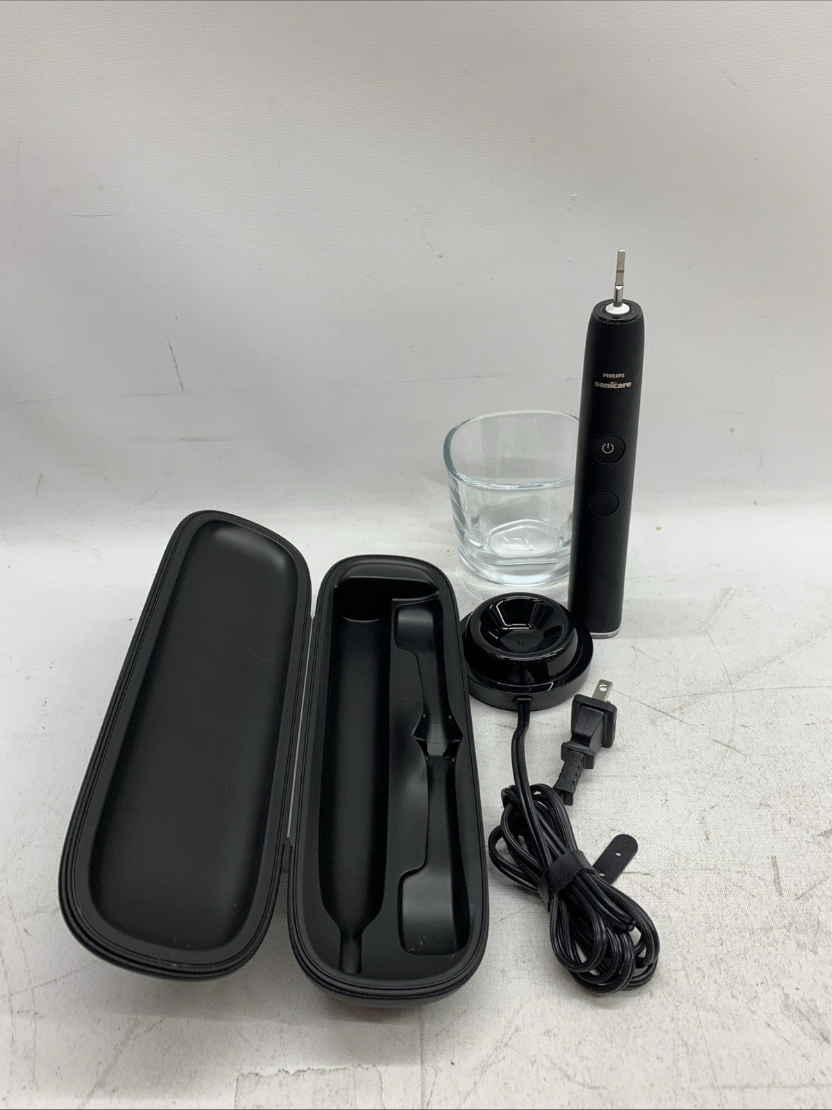 Philips Sonicare DeepClean Smart Power Handle, Cup Black - NO HEADS FOR PARTS