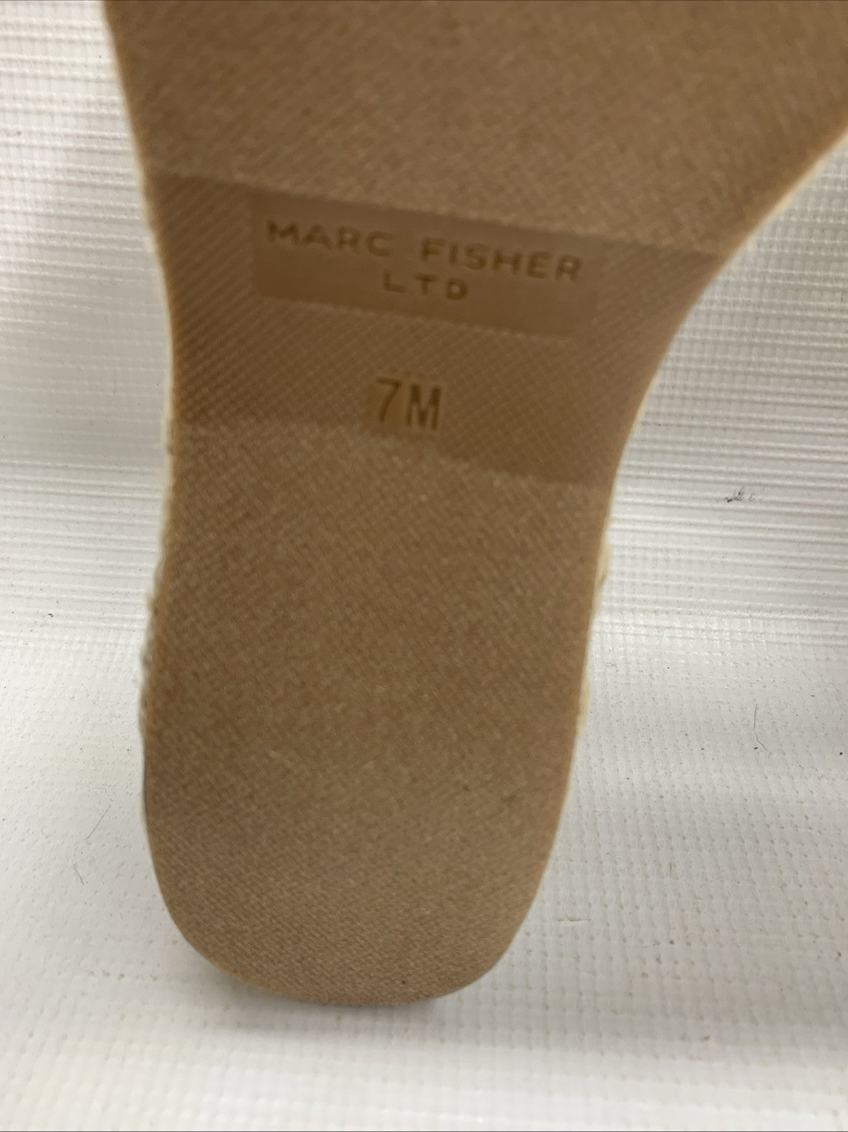 Marc Fisher LTD Women's miZAKKI Wedge Heel Sandal Black Size 7M Open Toe Slip-on