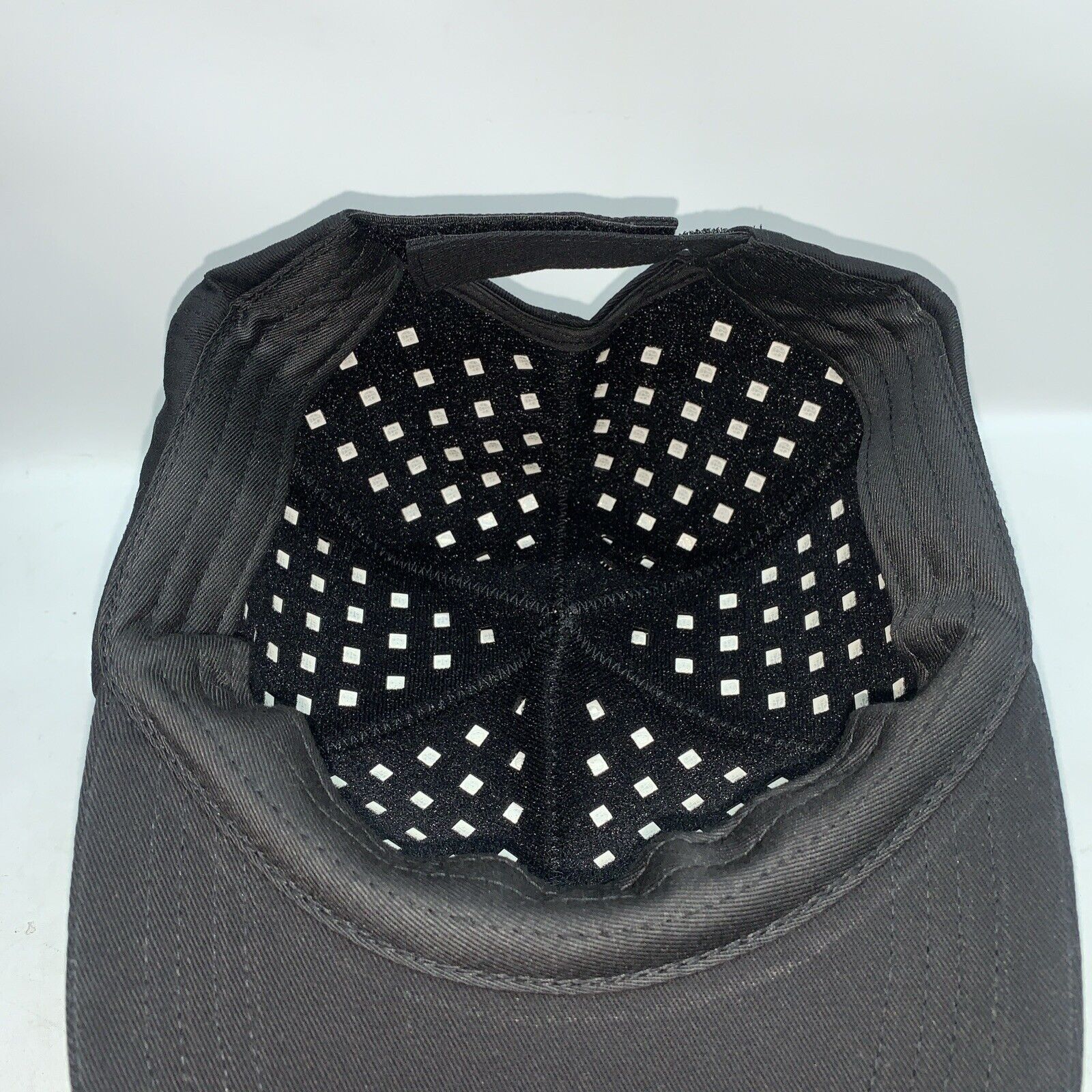 Viconor Red Light Therapy Hat Cap Care for Brain and Hair Black Wavelength Hat