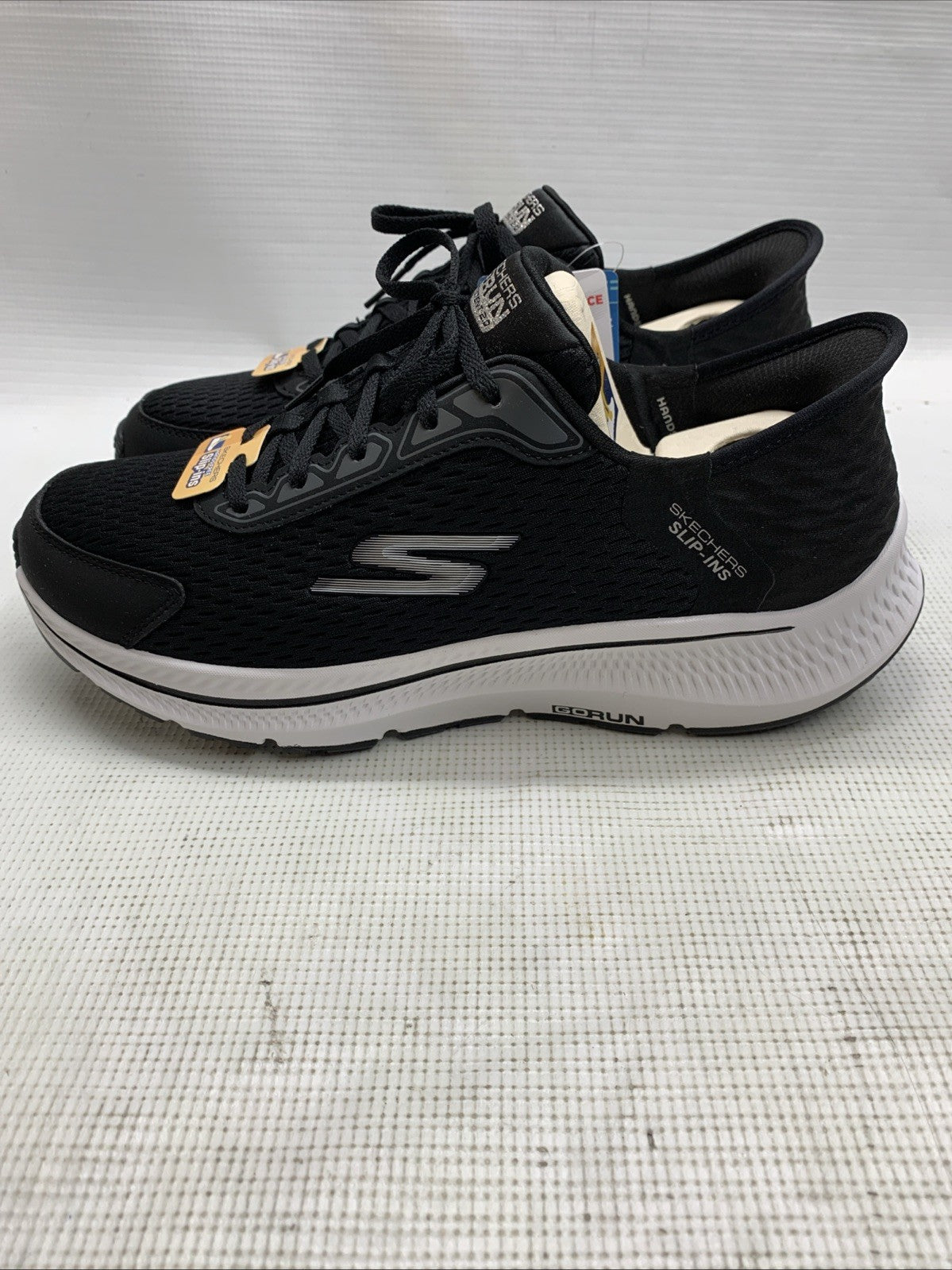 Women's SKECHERS Go Run Consistent 2.0 Endure Sneaker 128615/BKSL Black Size 10