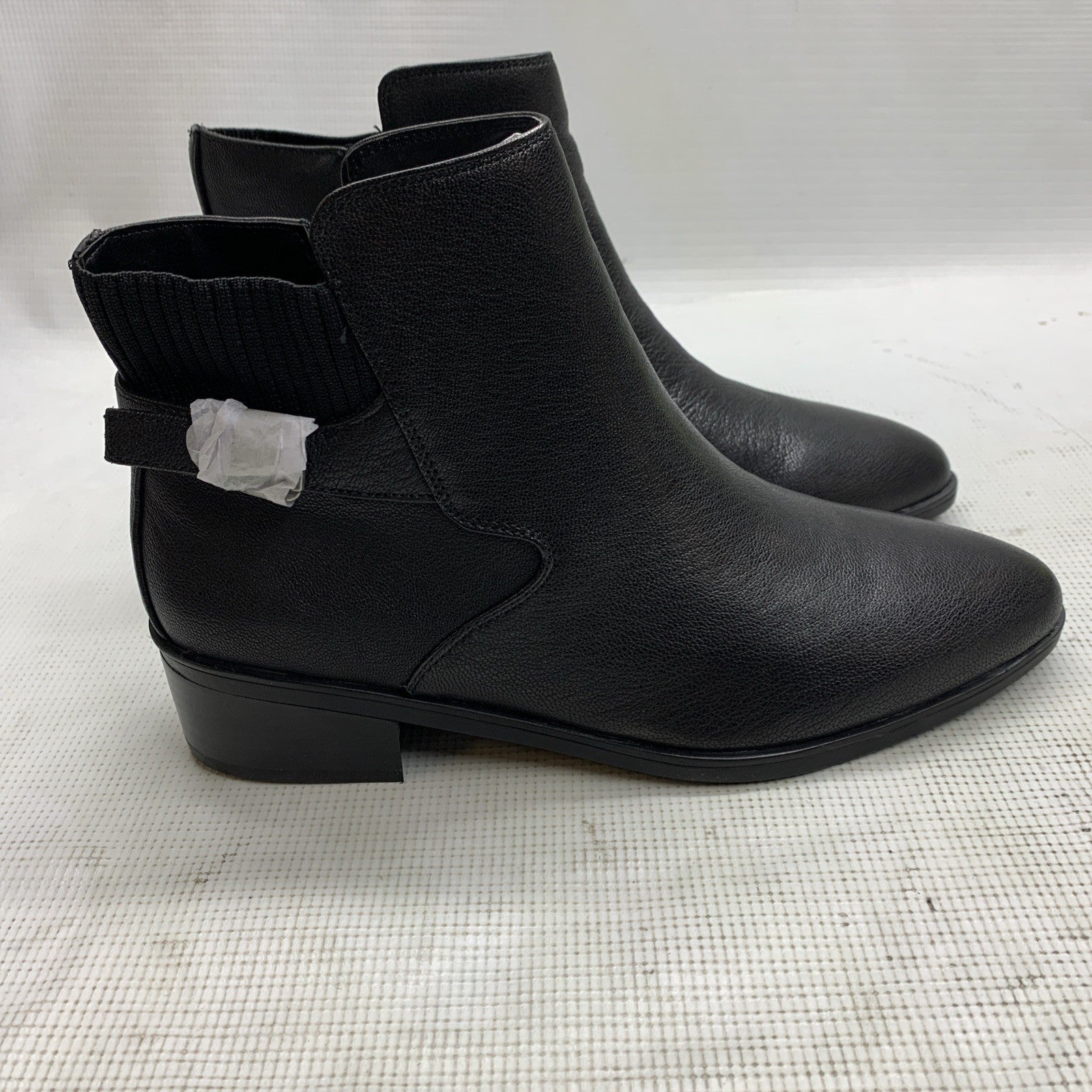Bella Vita Women's Dora Boots Heel Black Leather 51-3602 Size 9M Contemporary