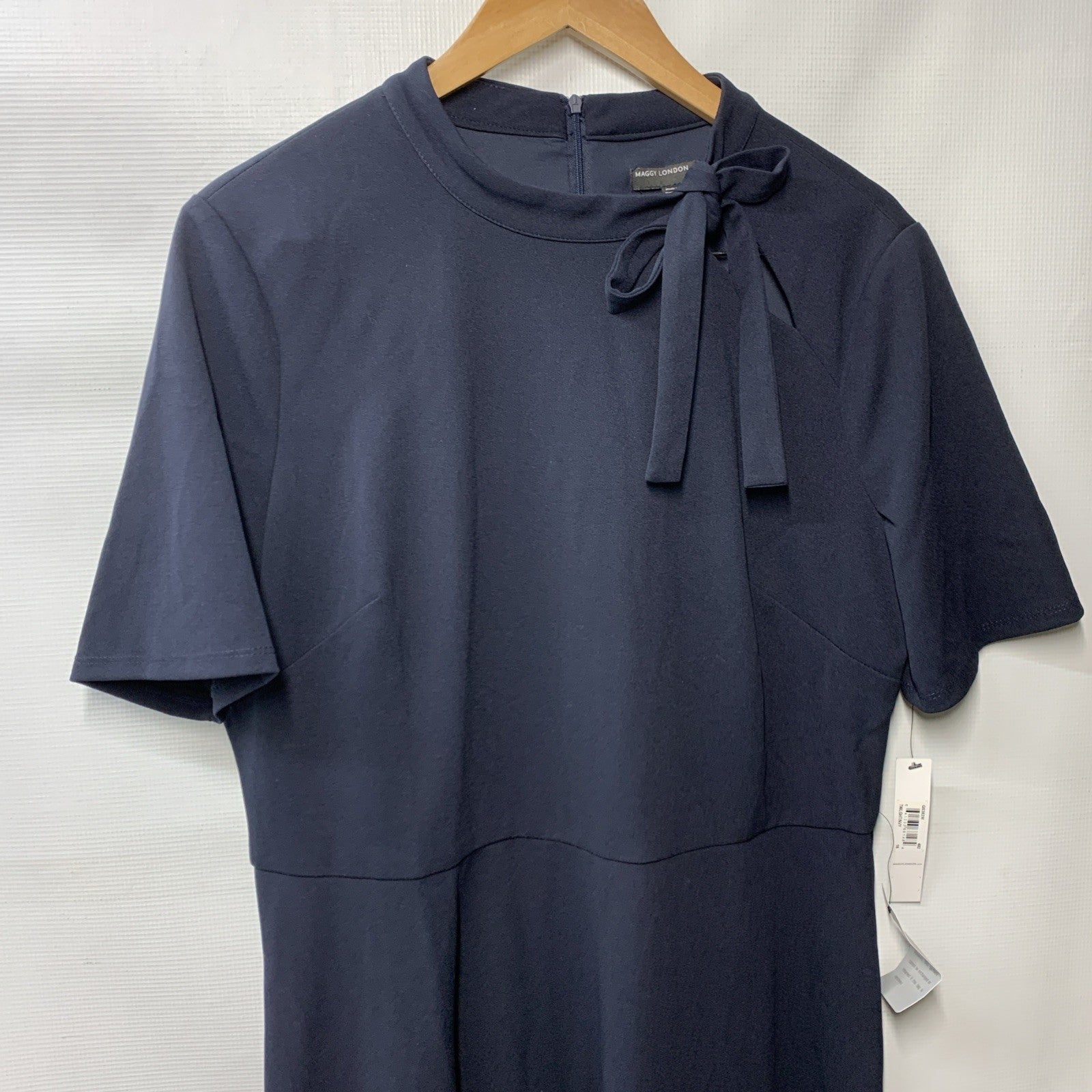 Maggy London Pleated Short Sleeve G5382M Midi 16 Dress Cocktail Party Formal