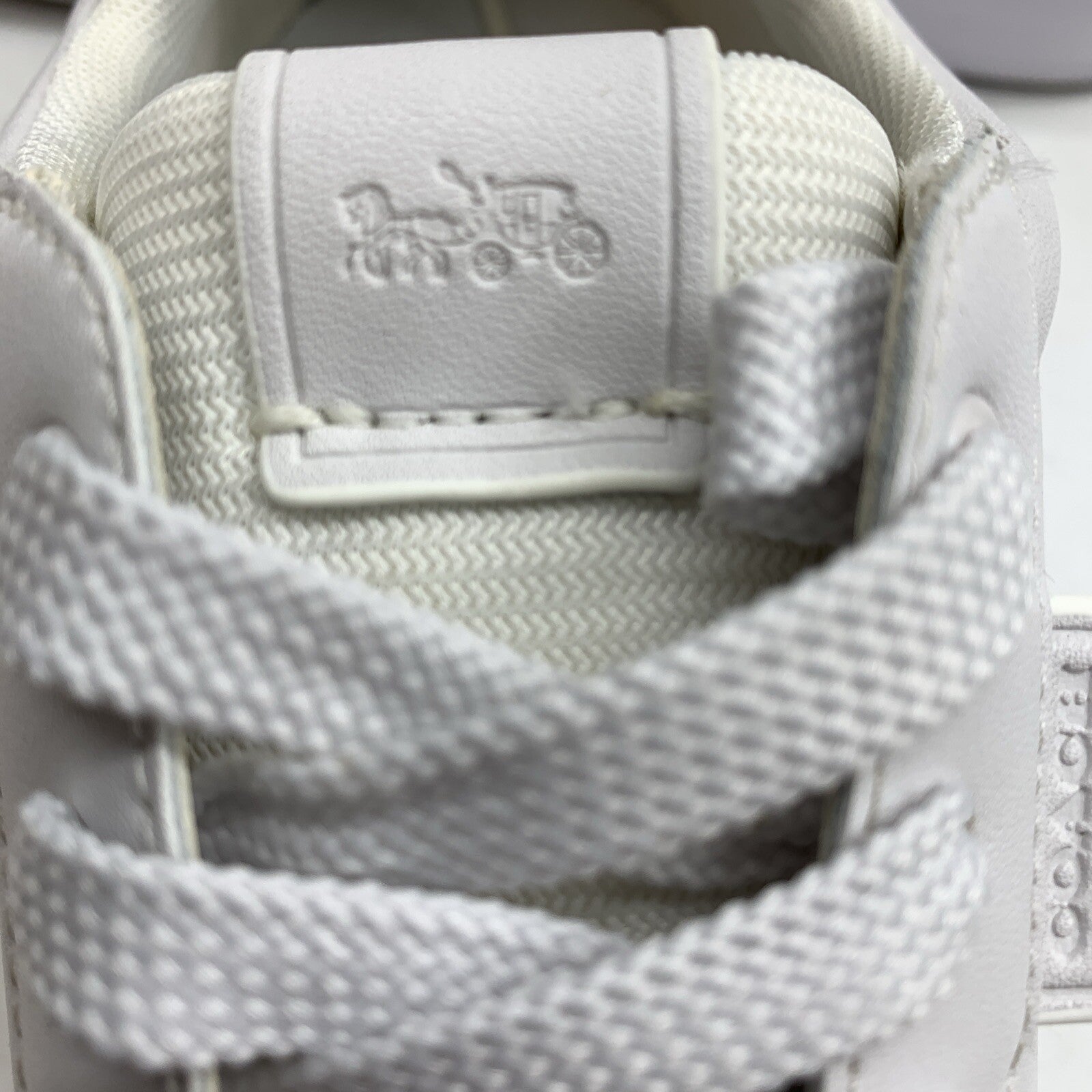 Coach Men'S Lowline Low Top Sneaker White Leather Size 9 Lace-up Shoes Casual