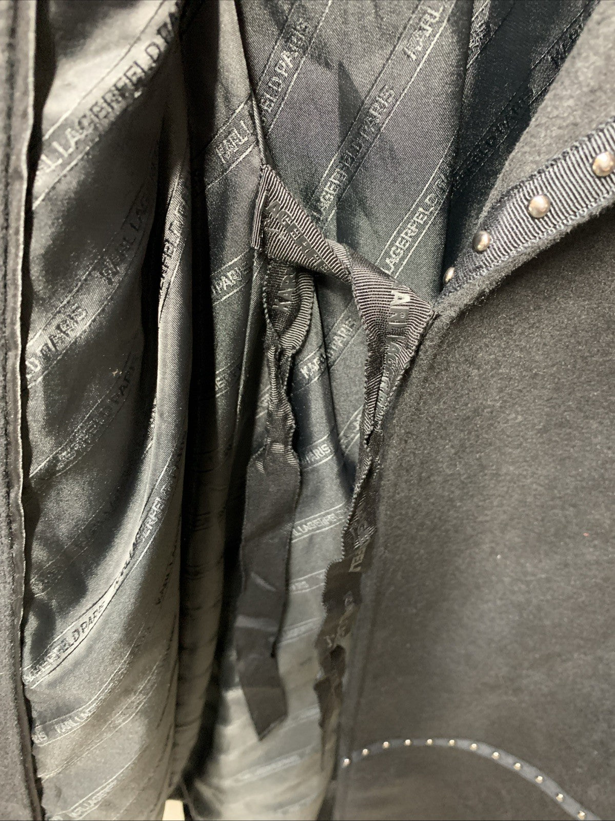 Karl Lagerfeld Paris Black Wool Coat Size L Long Sleeve LWOMW713 Big Collar