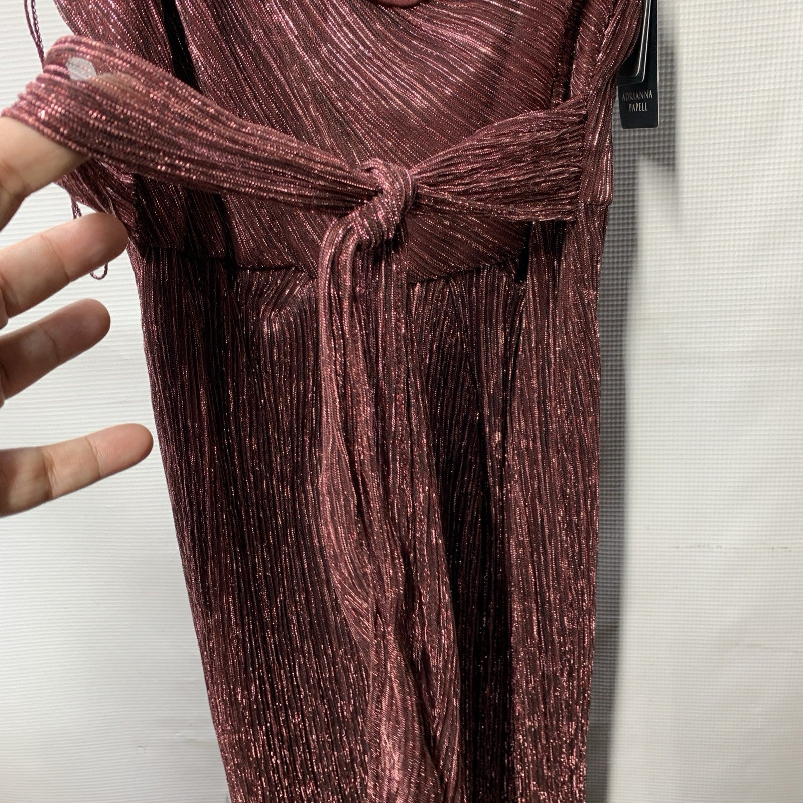 Adrianna Papell Women's Metallic Crinkle Gown Dress Size 4 Party/Cocktail Formal