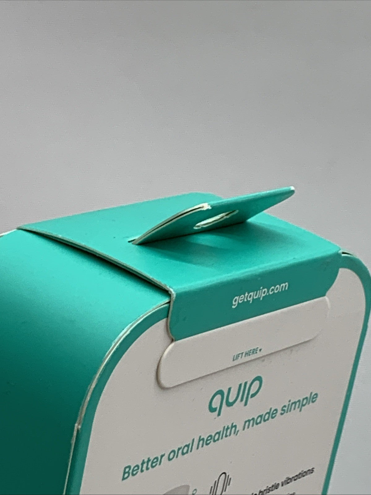 Quip Sonic Toothbrush Soft Bristles 2-minute timer with Replaceable Brush Head