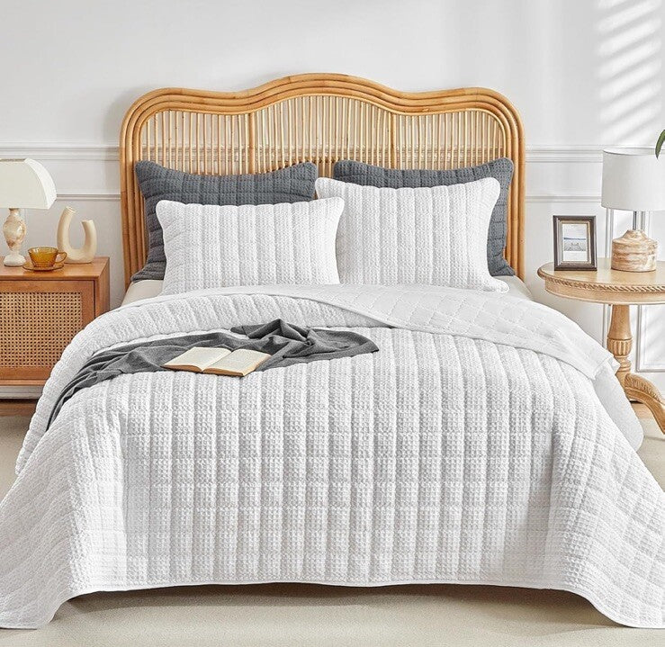 Waffle Weave Quilt Set King Size, Soft Lightweight Summer Classic Checkered