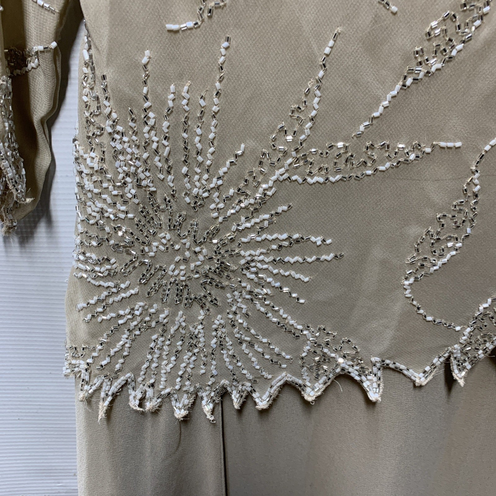 J Kara Women Scoop Neck 3/4 Sleeve Beaded Top Evening Long Dress Pull-on Size 12