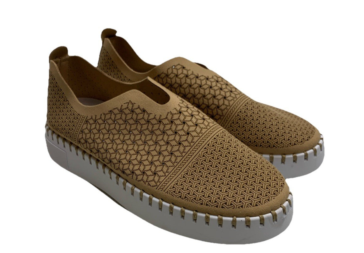 Project Cloud Women's Brown 11 Platform Sneaker Slip-On Memory Foam Comfort