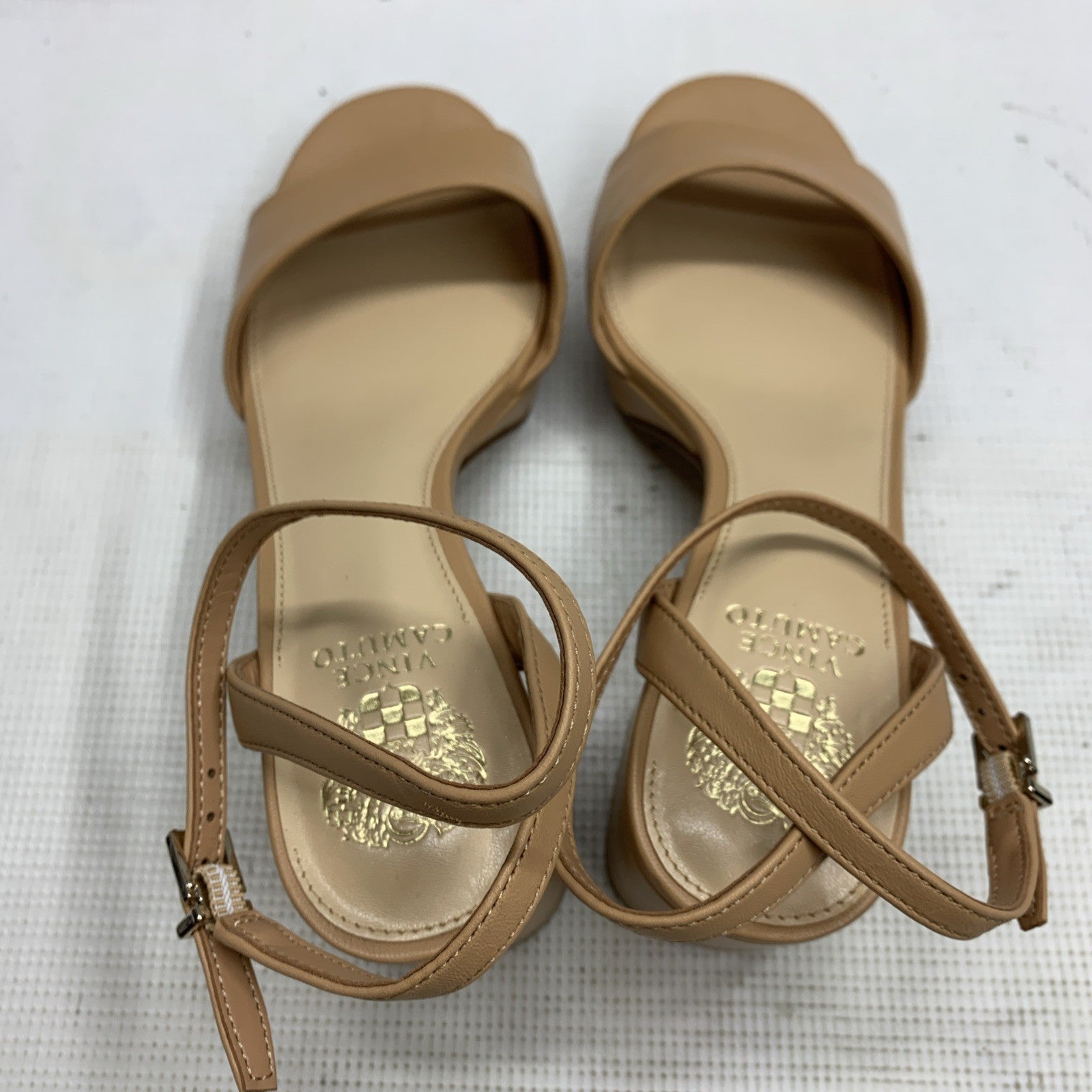 Vince Camuto Women's Pendreya Sandstone Platform Sandal Wedge Heel Size 7.5M