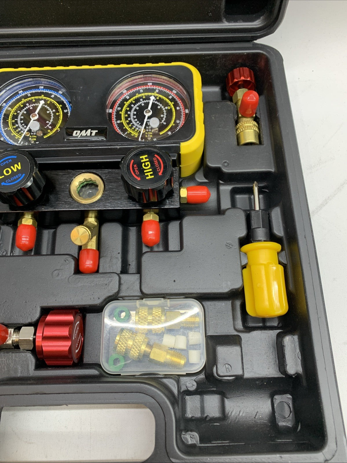 HVAC AC Manifold Gauge Set Recharge R410A R22 Refrigerant Safety Valves Hose