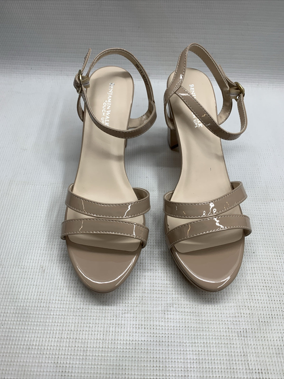 Touch Ups Women's Harmon Block Heeled Sandal Nude Size 9M Buckle Open Toe 4675M