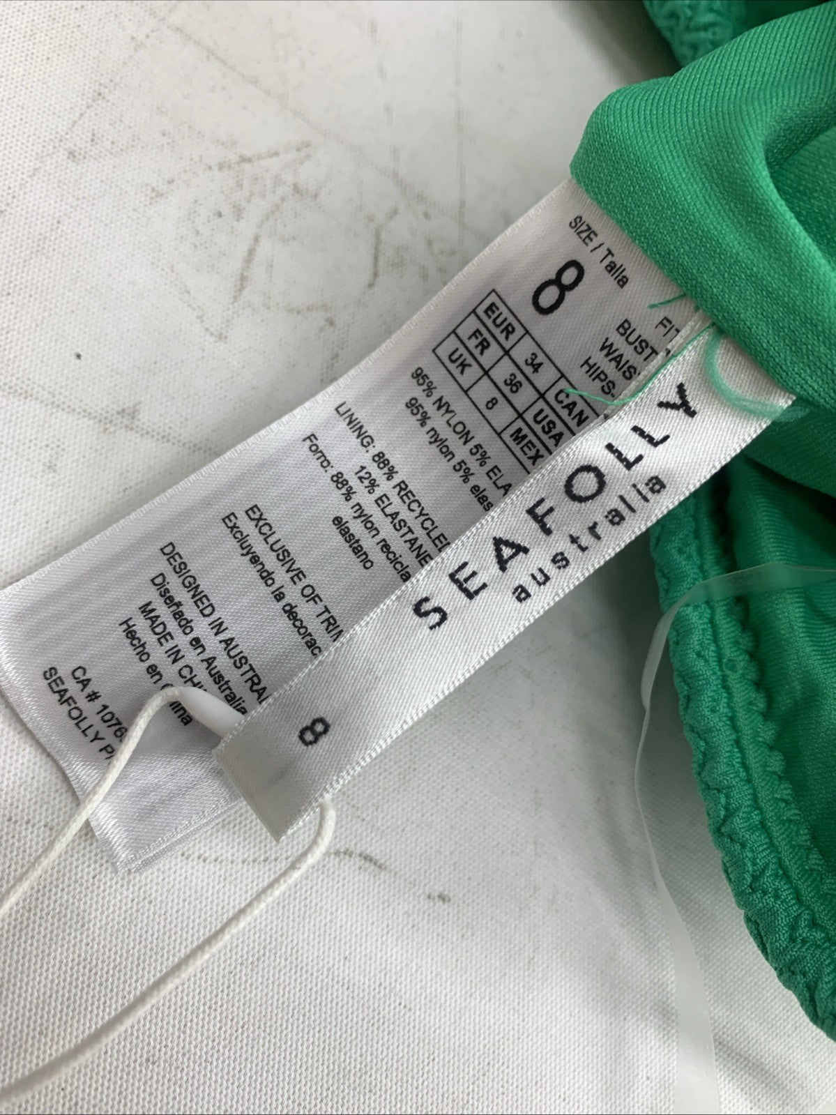 Seafolly Women's Standard Shoulder One-Piece Swimsuit Size 8 Swimwear 11014-861