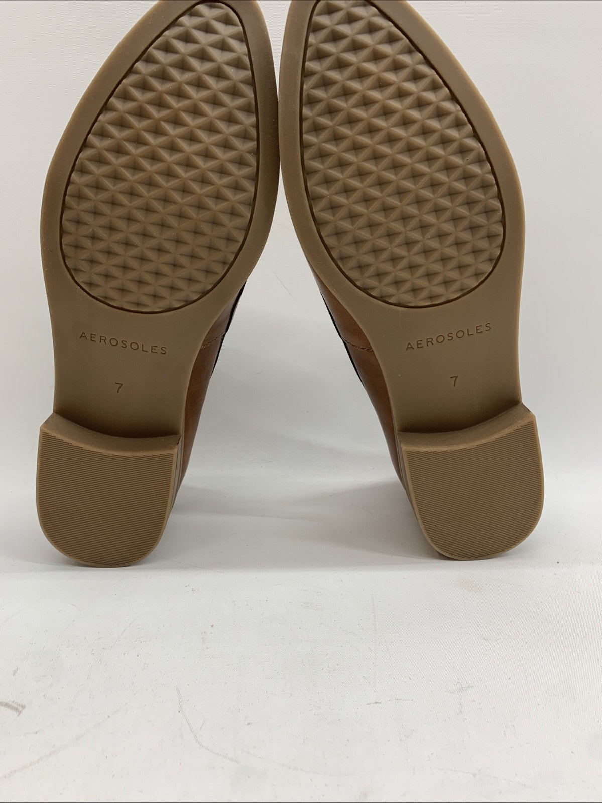 Aerosoles Women's Tailored  Everest Loafer 7M Dark Tan Slip-on Faux Leather