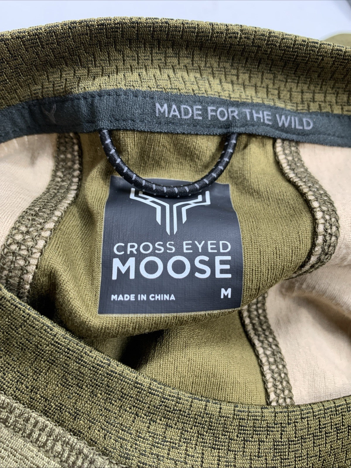 Cross Eyed Moose Mens Outer Long Sleeve Tee Dark Olive Size M Pullover Crew Neck