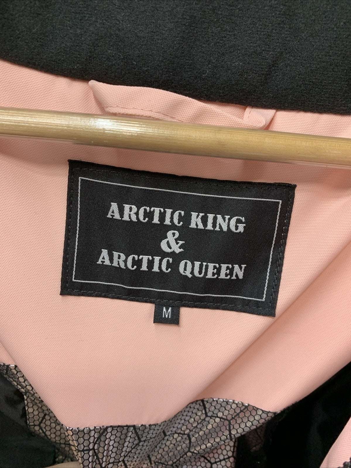 Attic Queen Winter Waterproof Skiing Jacket w/Hood & Pocket Size M Long Sleeve