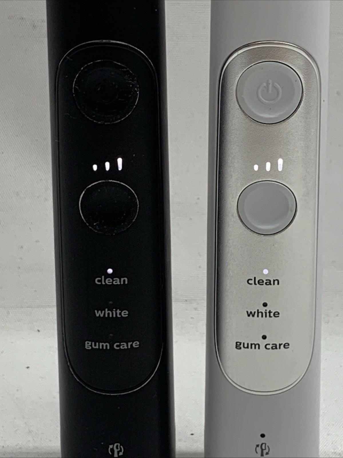 Philips Sonicare Rechargeable Electric Toothbrush - NO BRUSH HEAD FOR PARTS