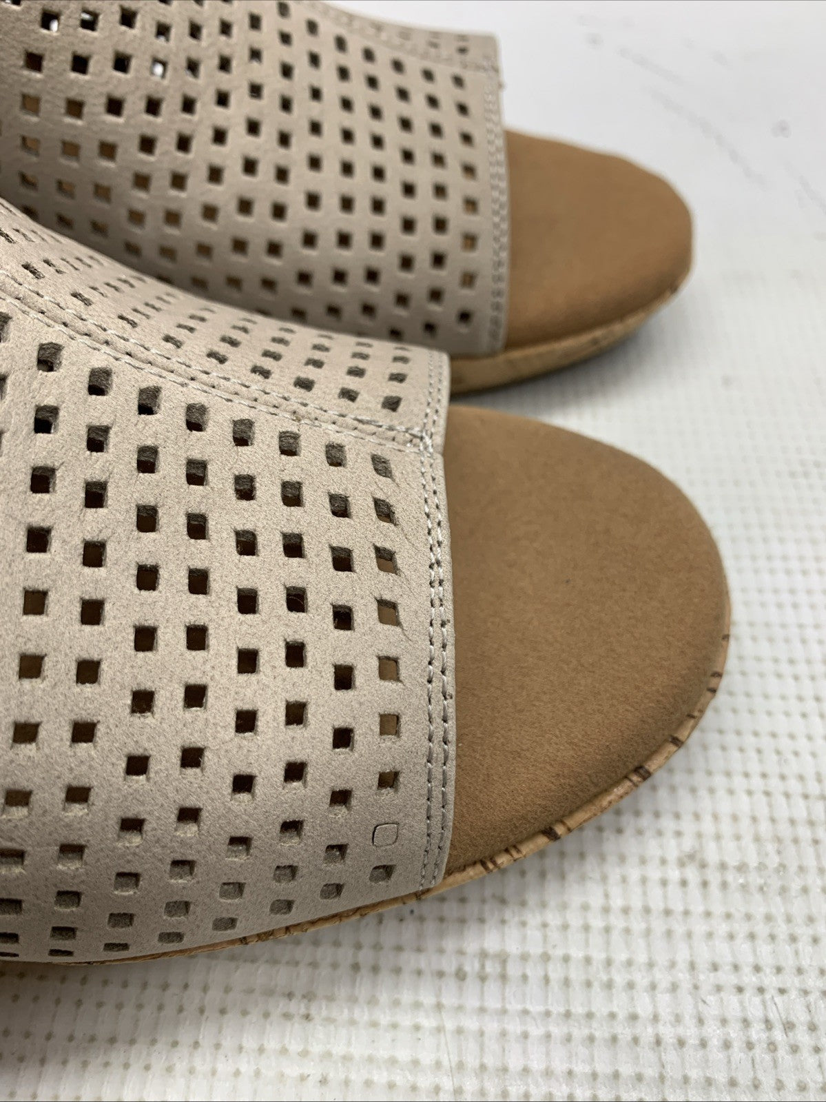 ROCKPORT Women's Briah Perf Sling Wedge Heel Sandals Taupe Size 8.5W Open Toe