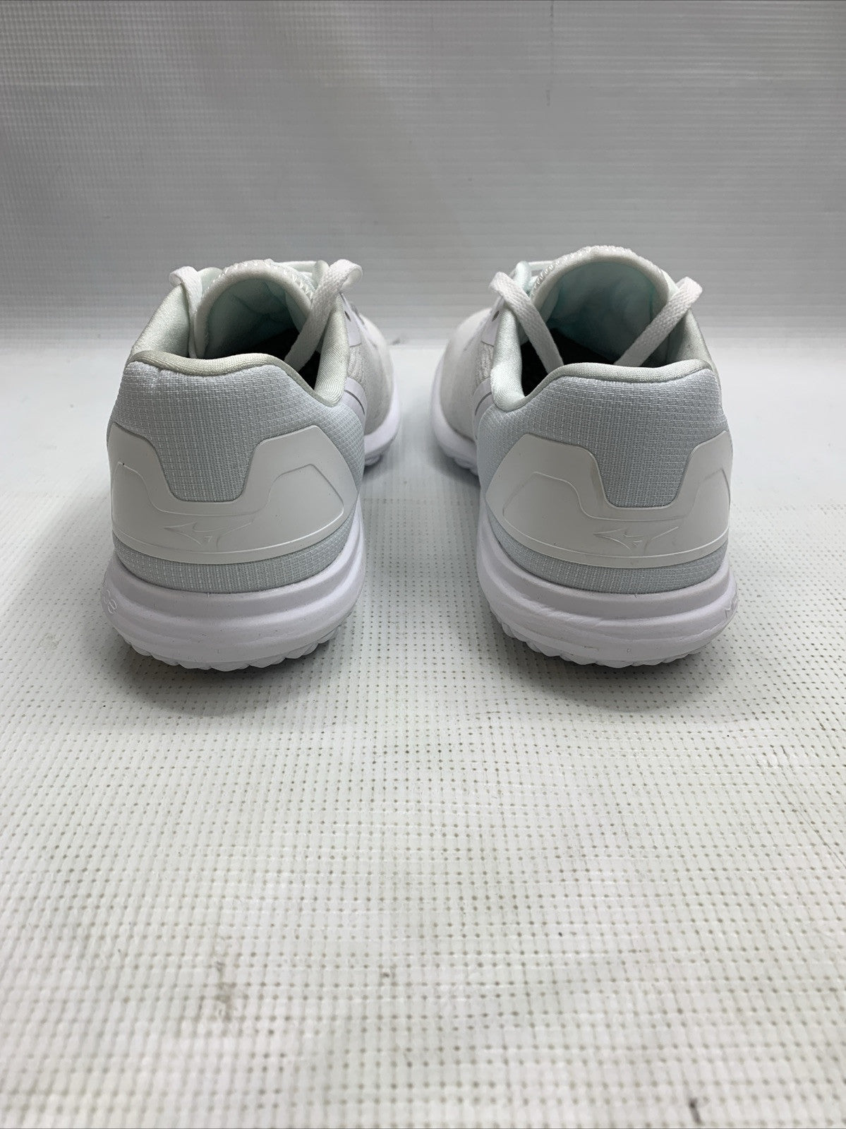 Mizuno Women TF-11 Cross Trainer 11 Fitness Shoes White Size 8.5 Lace-up Sneaker